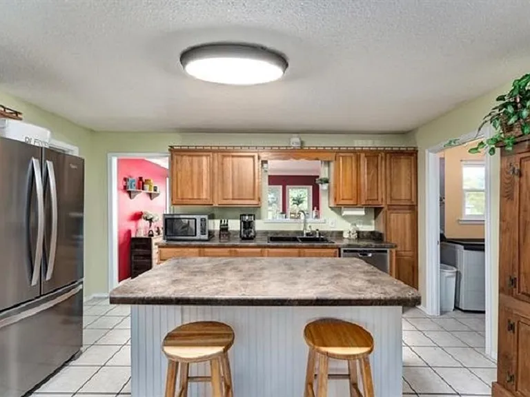 285 County Road 1387 — Photo 10