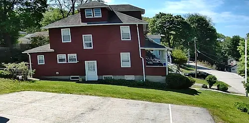 11 Clay St Photo 1
