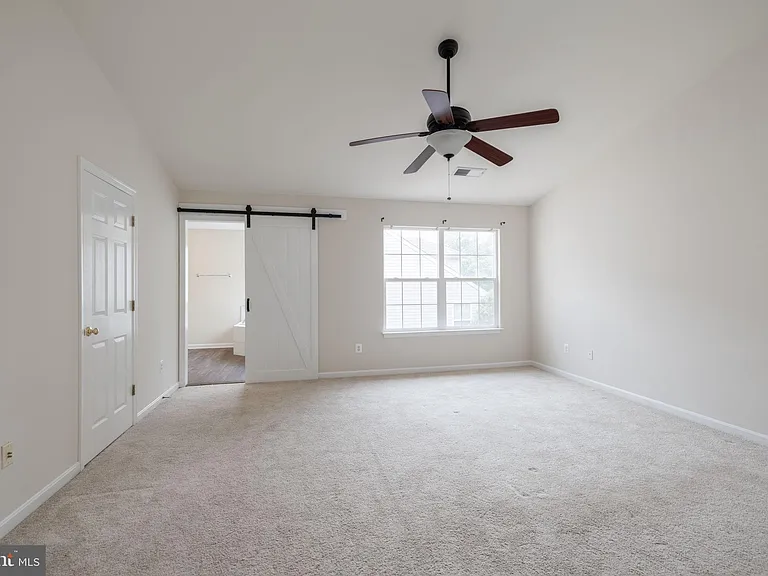 5319 Waldo Dr — Photo 26