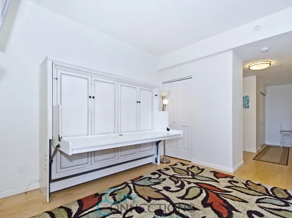 20 West Street image 8 of 22