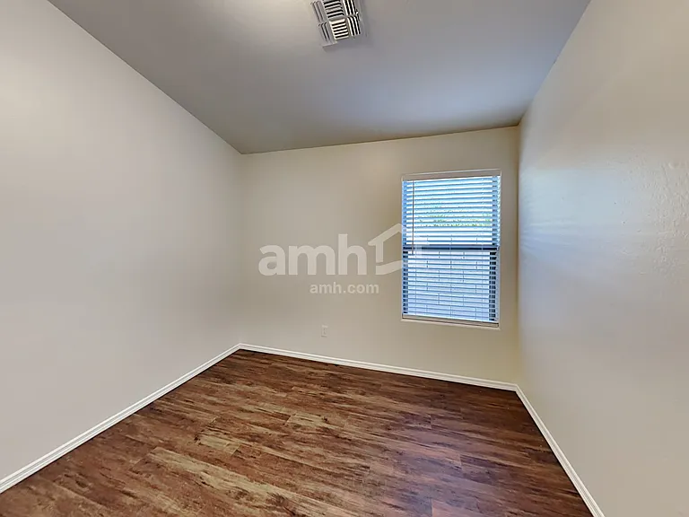 3405 S 91st Dr — Photo 14