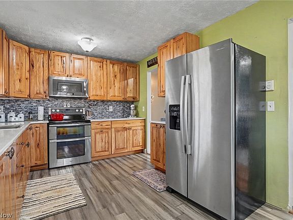 4th image of 5634 N Park Ave