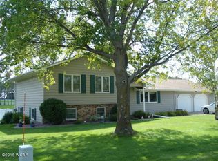 921 Martin St, Fairmont, MN 56031