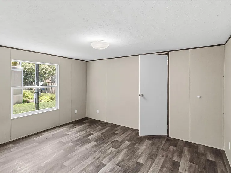 908 Turney Ln — Photo 21
