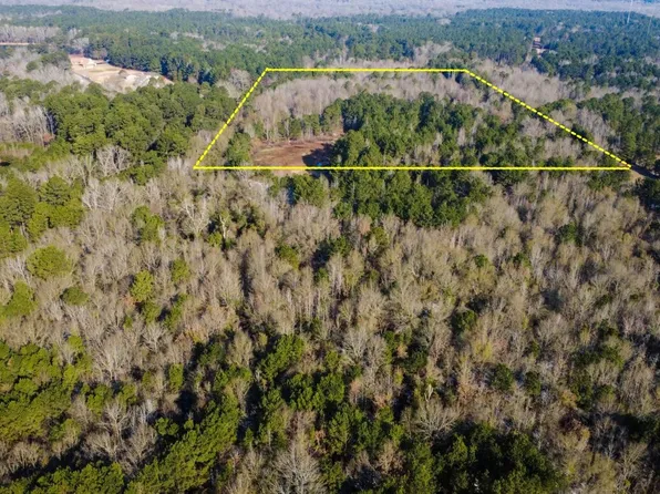 Pond Dr, Waskom, TX 75692