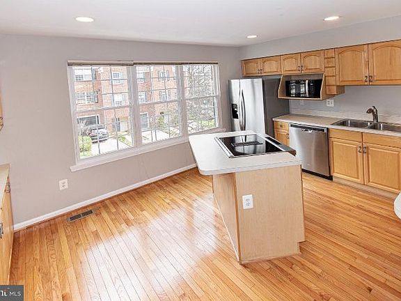 5th image of 7708 Marshall Heights Ct