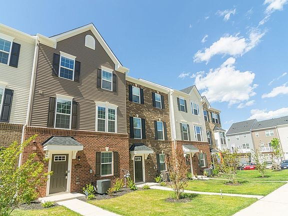 2nd image of 11329 Willow Green Cir
