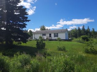 65 Houlton Rd, Baileyville, ME 04694