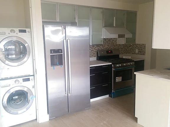 5th image of 42-35 Main St #4C
