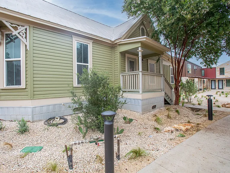 Modern Luxury in San Marcos' Premier Courtyard Community Now Leasing! — Photo 31