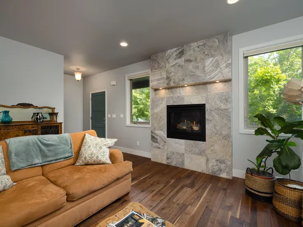 1595 NW Milwaukee Ave, Bend, OR 97703