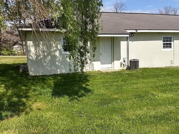 3rd image of 1202 Bowman Loop