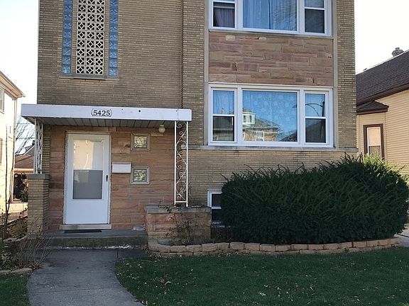2nd image of 5425 W Windsor Ave