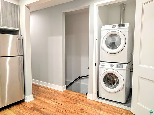 Rented by EXR | media 20