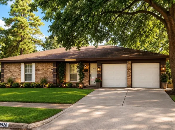 14526 Roundstone Ln, Houston, TX 77015