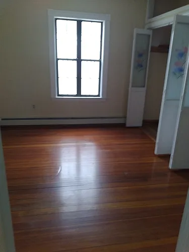 10 Norton St #3 Photo 1
