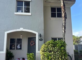 Venetia Grove, Homestead, FL 33035