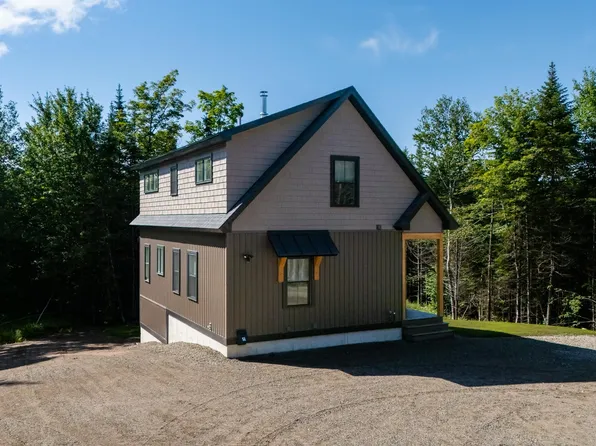 131 Mountain View Road, Stark, NH 03582