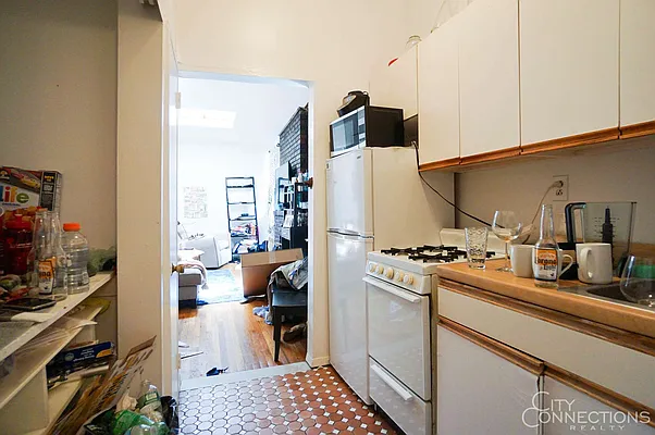 Rented by City Connections Realty | media 21