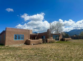 28 Archuleta, Arroyo Seco, NM 87514