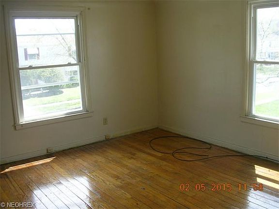 5th image of 1514 E 256th St