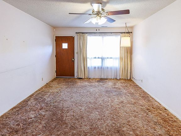 3rd image of 1412 W 11th St