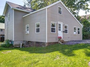 92 Jefferson St, Phoenix, NY 13135