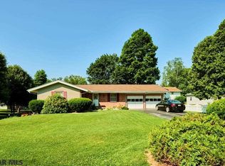 345 Willow Ave, State College, PA 16801