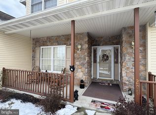 206 S Rosewood Ct, Wernersville, PA