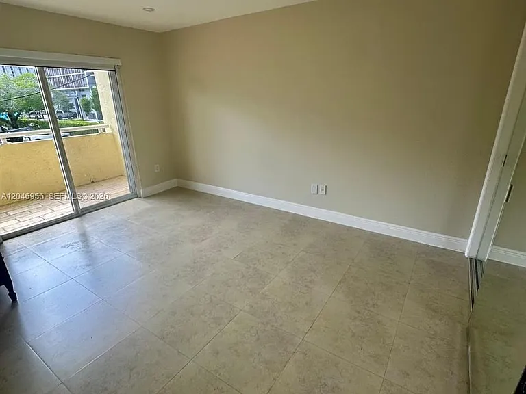 5839 SW 74th Ter #104 — Photo 21