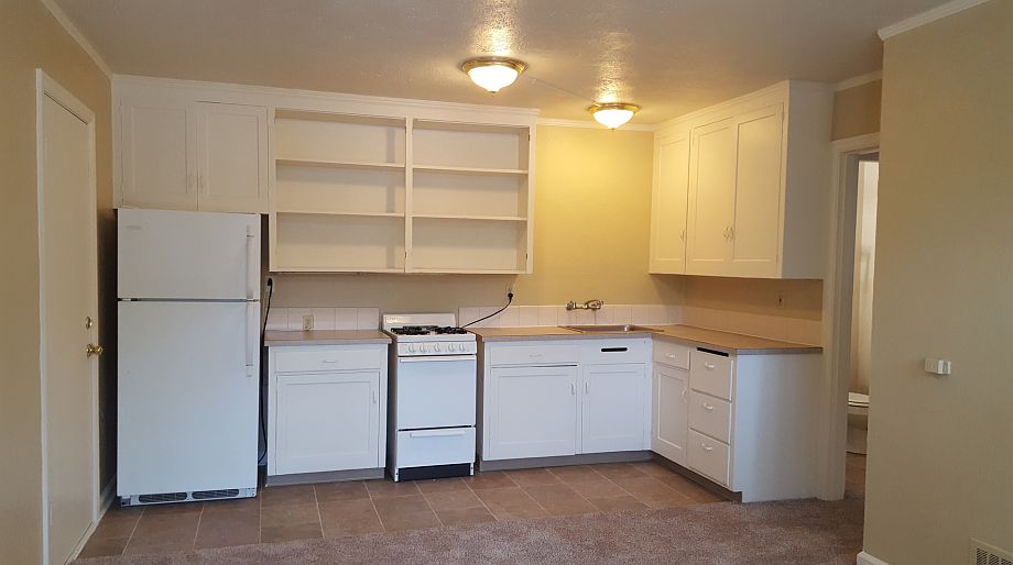 1st image of 7320 SE Milwaukie Ave APT 6