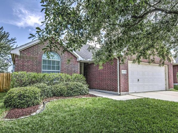 22907 Sebastian Dr