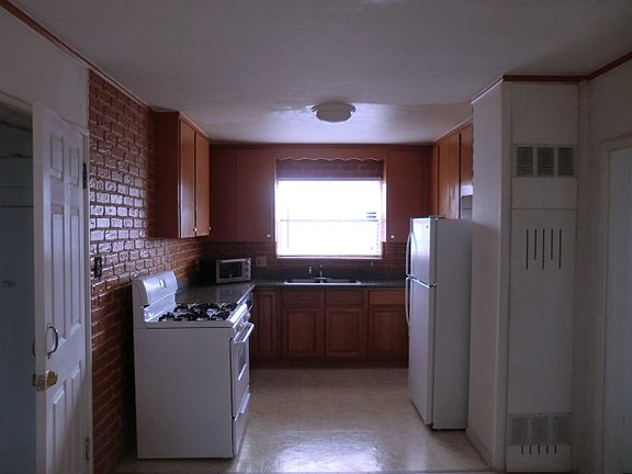 4th image of 923 29th St