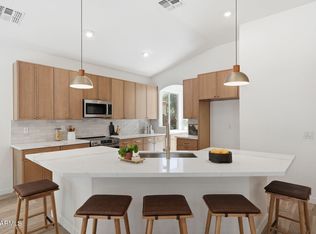 1689 E IRIS Drive, Chandler, AZ 85286