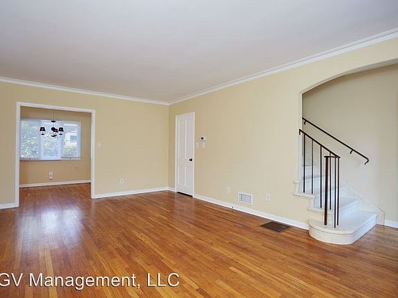 5th image of 161 S Madison Ave APT 5