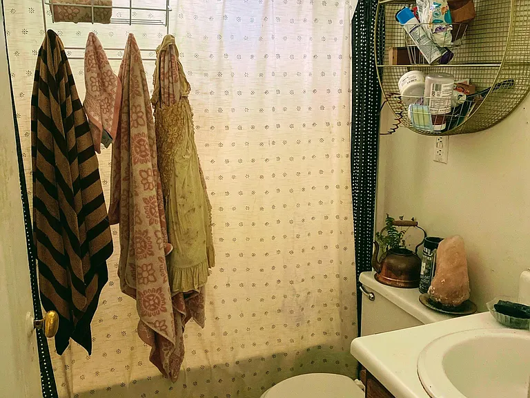 203 N Plum St #4 — Photo 9