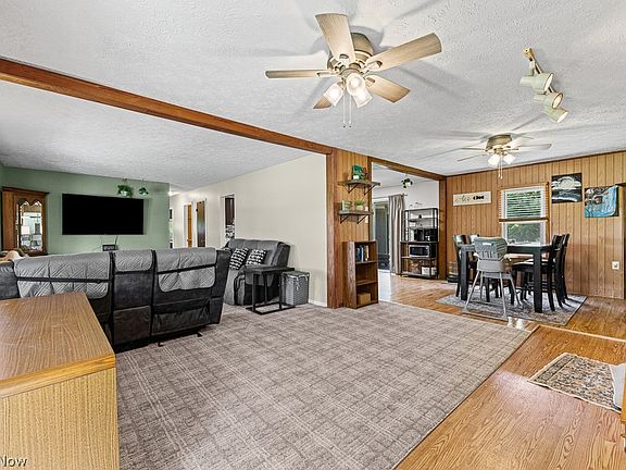 3rd image of 2088 Antigua Rd SW