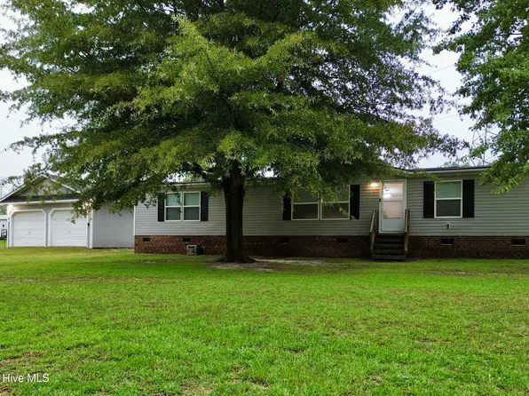 801 S Old Wire Road, Red Springs, NC 28377