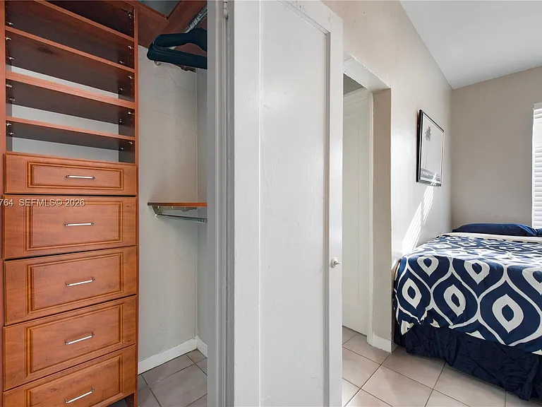3710 Collins Ave #N-305 — Photo 9