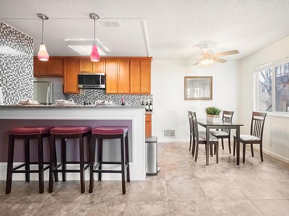 3rd image of 829 N Capitol Ave APT 2