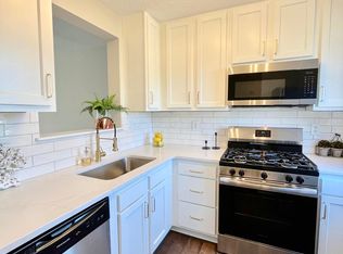 755 Parkbluff Way, Lewis Center, OH