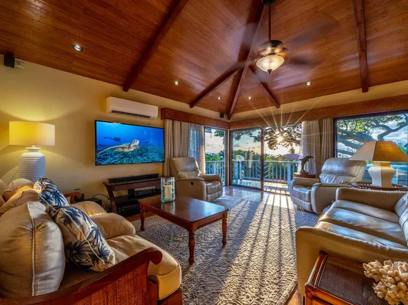 85 Hui F Rd #A, Lahaina, HI 96761