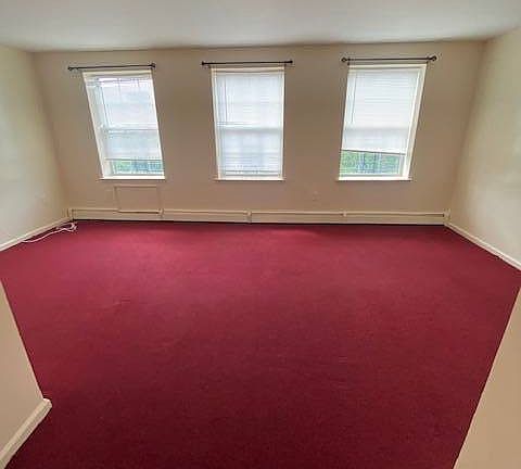 4th image of 1228 Hoe Ave Floor 2