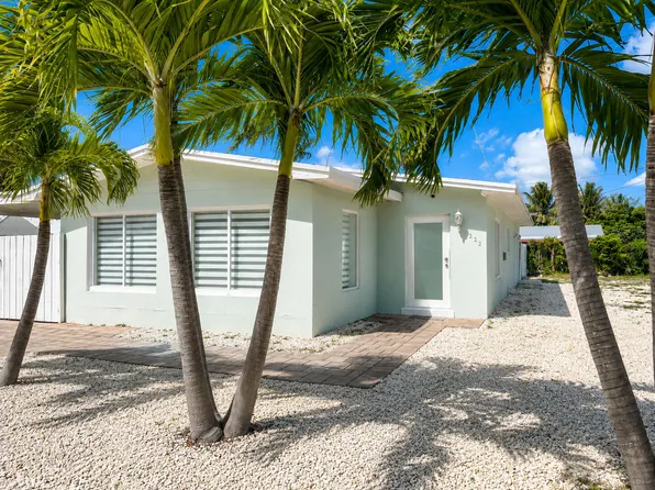 1262 Marlin Dr, Marathon, FL 33050