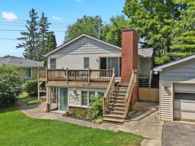 9044 Kemper Dr, South Lyon, MI, 48178