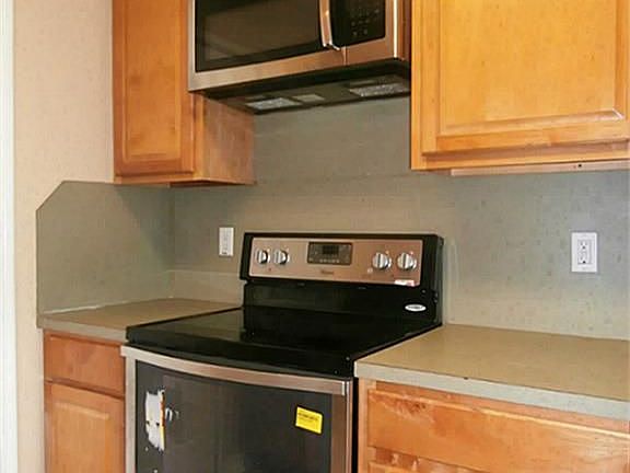 5th image of 10011 Appleridge Dr