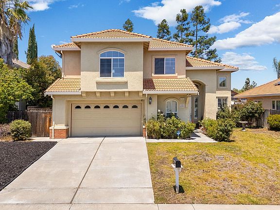 2nd image of 2131 Hailstone Way