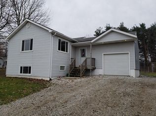 11581 N Peabody Rd, North East, PA 16428