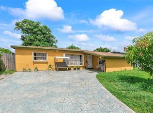 2250 Island Dr, Miramar, FL 33023