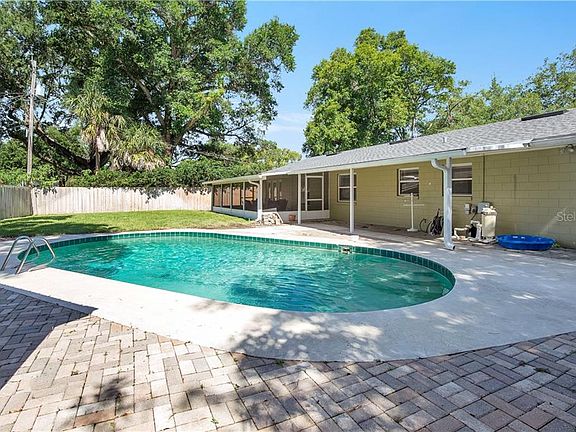 2nd image of 1714 Lando Ln